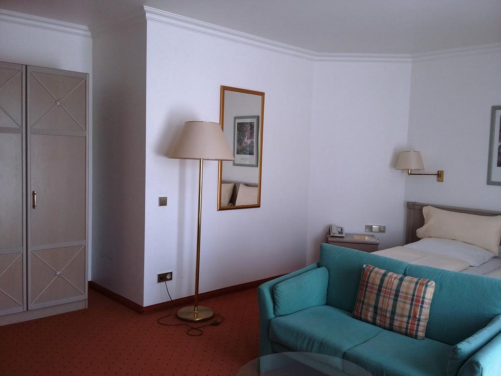 Asam Hotel Muenchen Bilik gambar