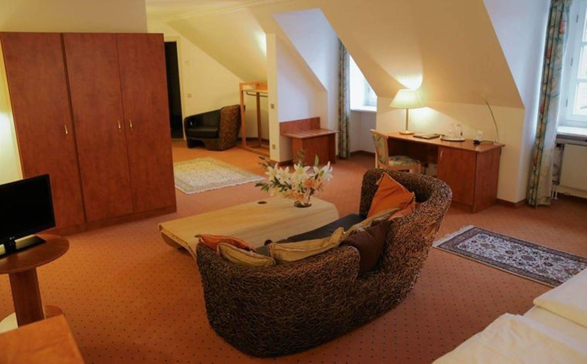 Asam Hotel Muenchen Luaran gambar