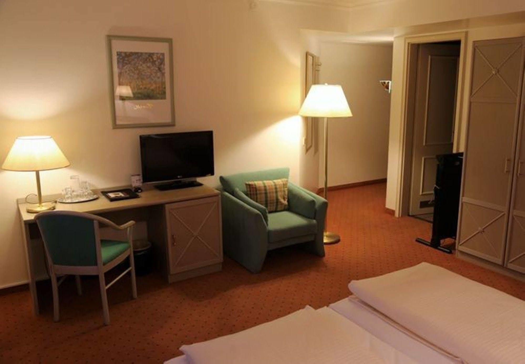 Asam Hotel Muenchen Luaran gambar